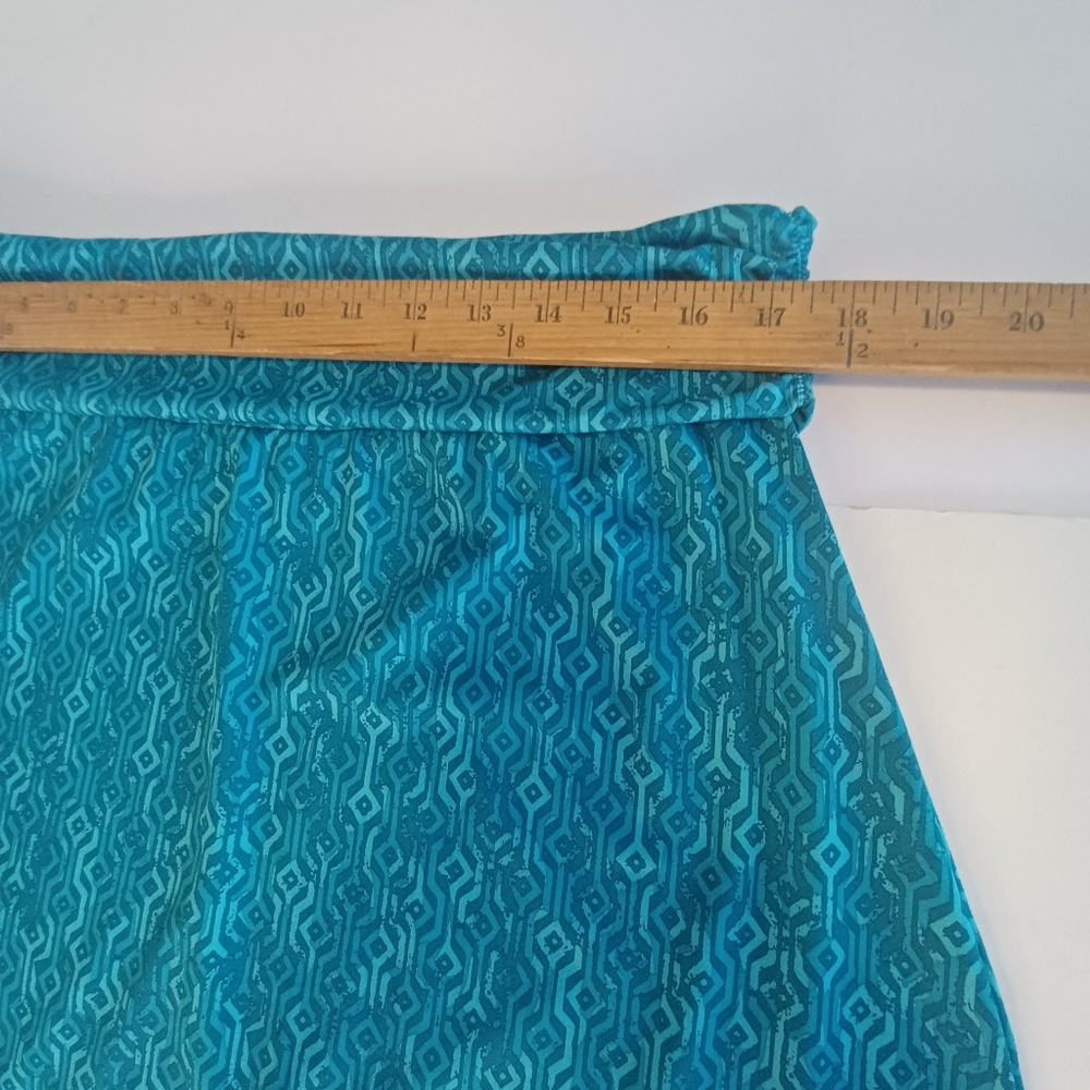Eddie Bauer Women's Stretch Pull-on Active Skirt Womens Lg Teal Blue Geo Pattern - Picture 7 of 10